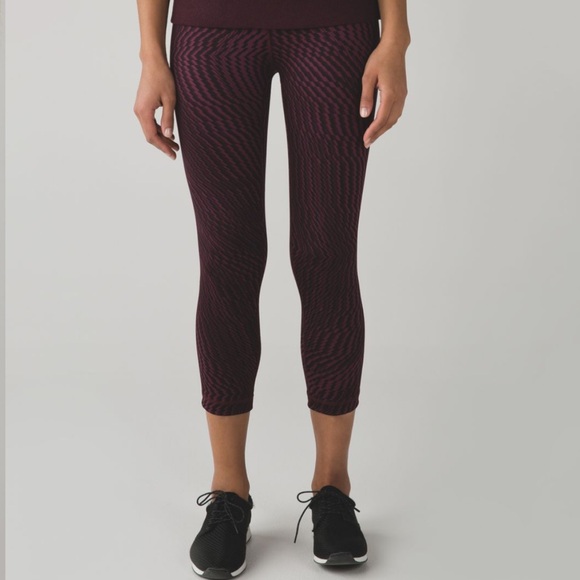 SOLD ON MERCARI - Lululemon crop leggings - Picture 8 of 8